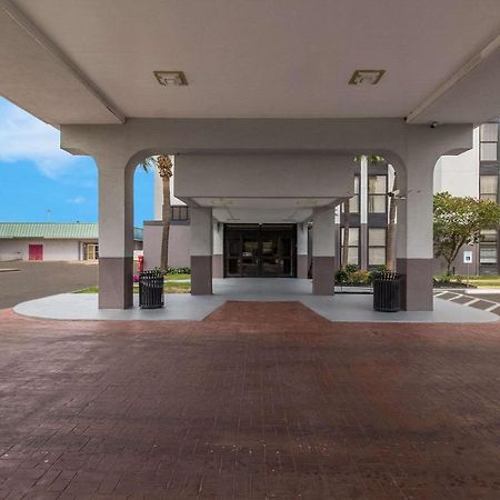 Quality Inn Houston Bagian luar foto