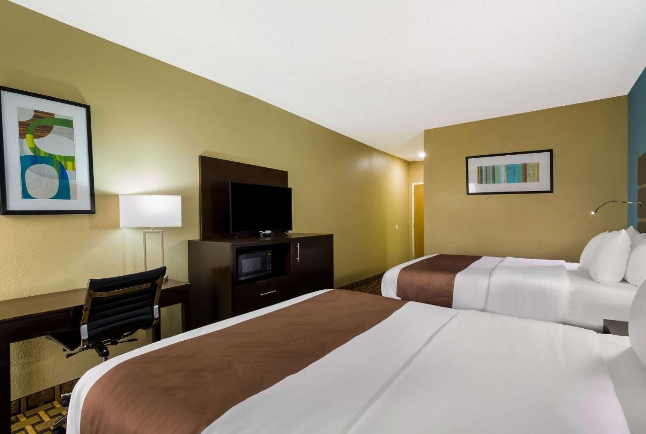 Quality Inn Houston Bagian luar foto