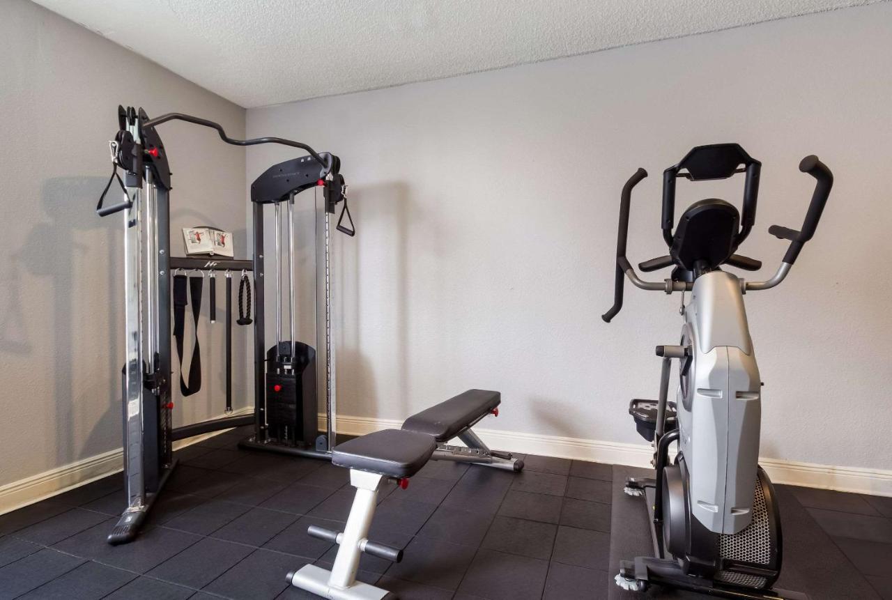 Quality Inn Houston Bagian luar foto