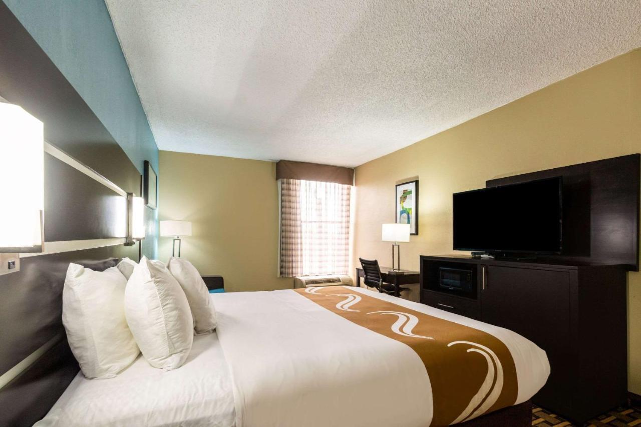 Quality Inn Houston Bagian luar foto